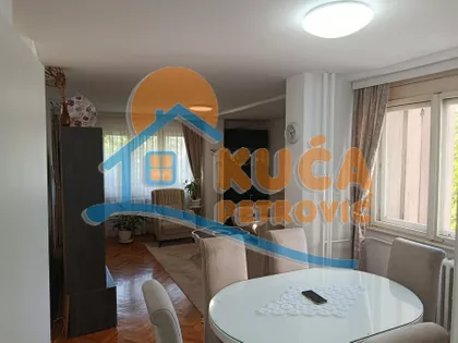 Vojvode Mišića | 4zida.rs