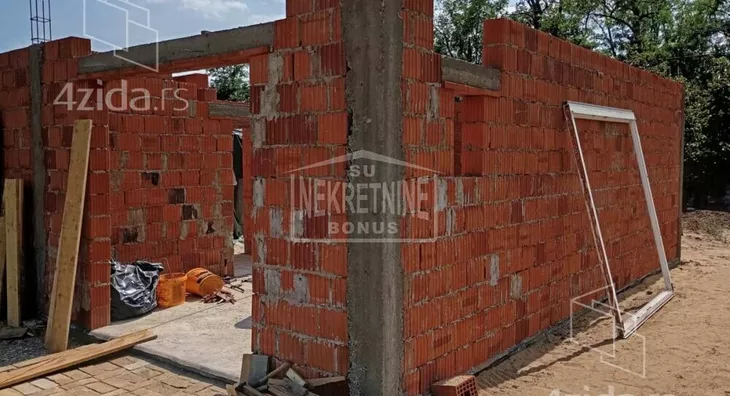 Građevinsko zemljište | 4zida