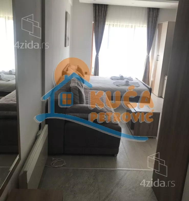 Garsonjera | 4zida