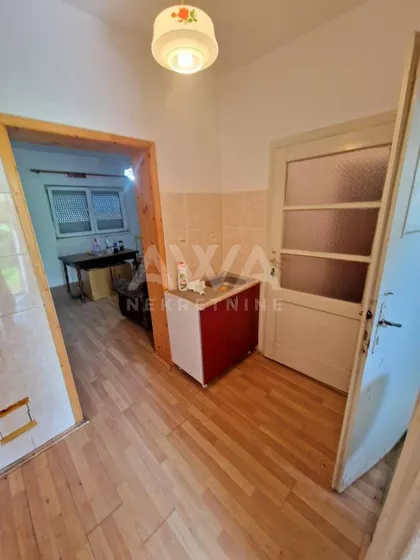 Okolne lokacije | 4zida.rs