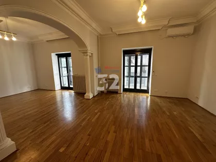 Autokomanda | 4zida.rs