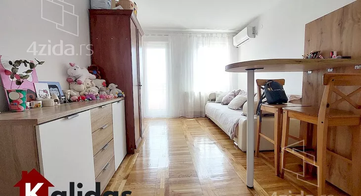 Garsonjera | 4zida