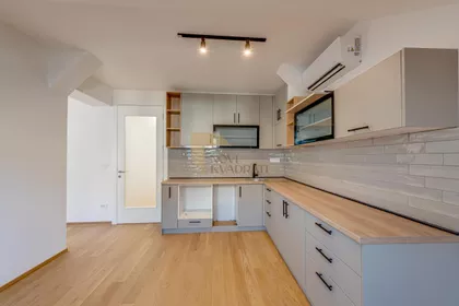 Kraljice Natalije - Hotel Prag | 4zida.rs