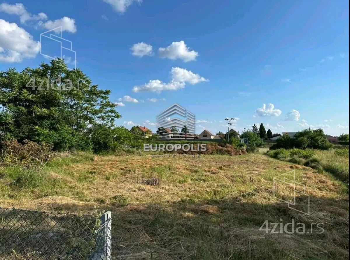 Plac | 4zida
