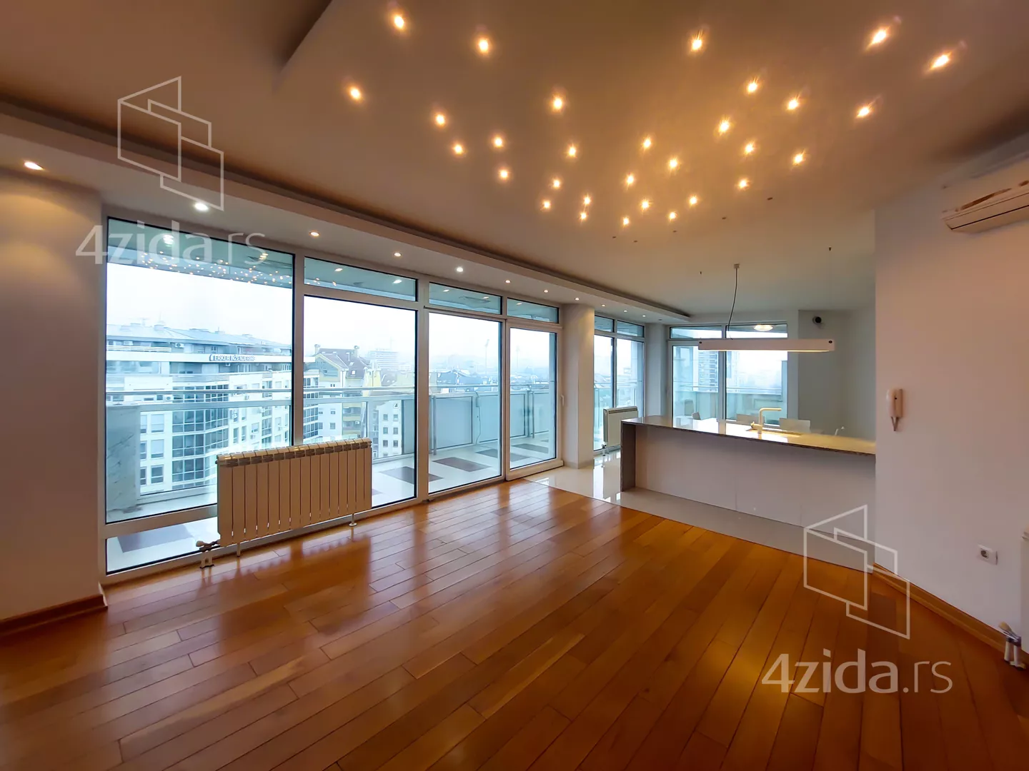 Petosoban stan | 4zida