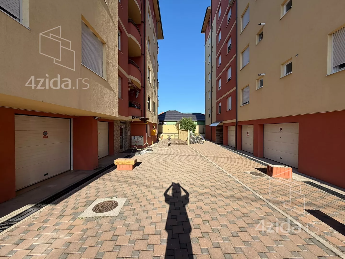 Troiposoban stan | 4zida