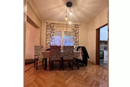 Prvomajksa | 4zida.rs