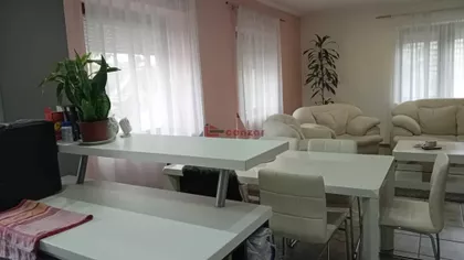 Centar 2 | 4zida.rs