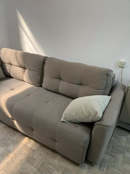 Petrovdanska | 4zida.rs