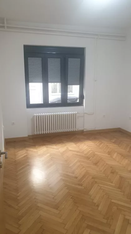 Hadži-Đerina | 4zida.rs