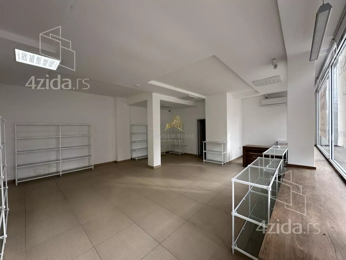 Poslovni prostor | 4zida