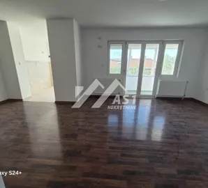 Gradske lokacije, Vrbas, 3.0 stan | 4zida.rs