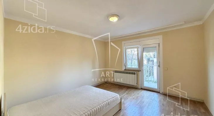 4-etažna kuća | 4zida