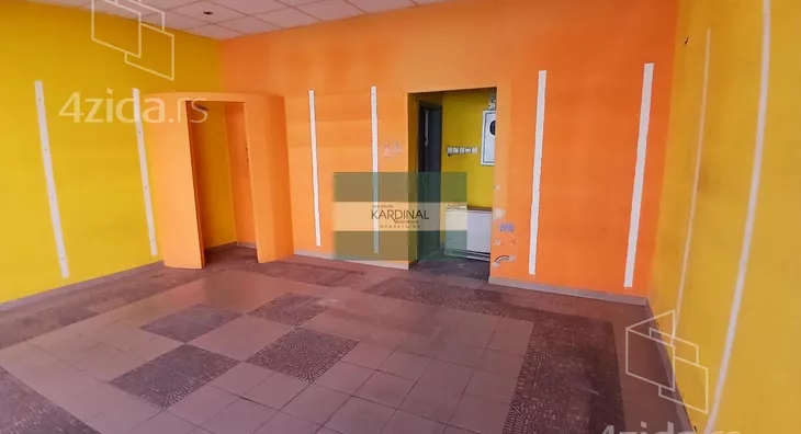 Poslovni prostor | 4zida