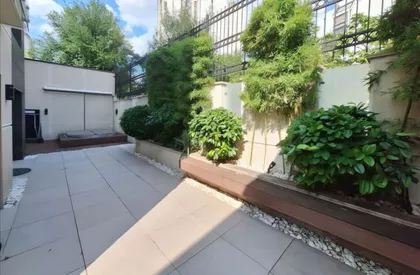 Karlovačka bb | 4zida.rs