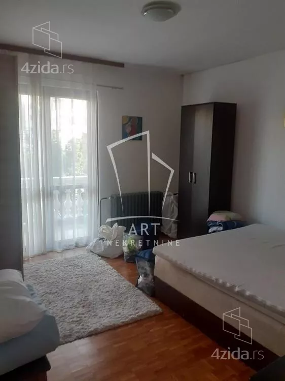 4-etažna kuća | 4zida