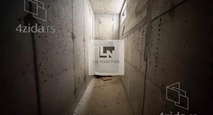 Lokal | 4zida