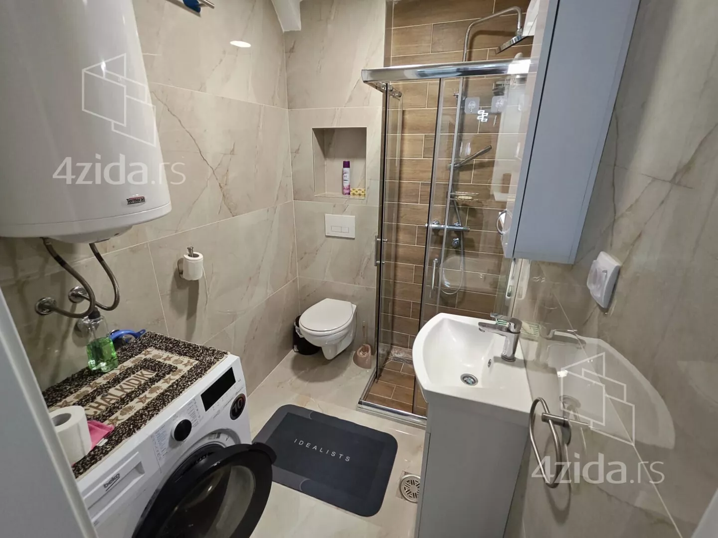 Dvoiposoban stan | 4zida