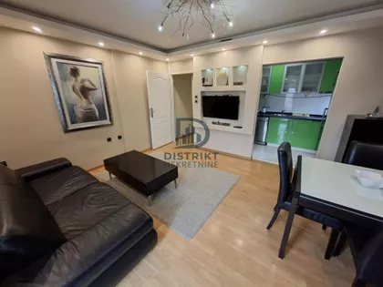 Dom Zdravlja | 4zida.rs