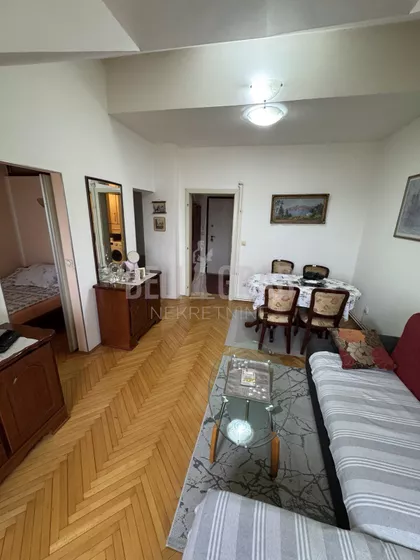 Petra Lekovića | 4zida.rs