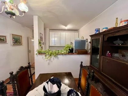 Antifašističke Borbe 27 | 4zida.rs