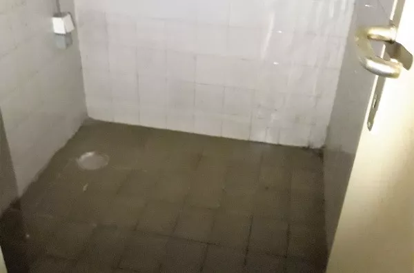 Lokal | 4zida