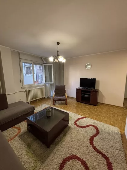 Danila Lekića-španca | 4zida.rs