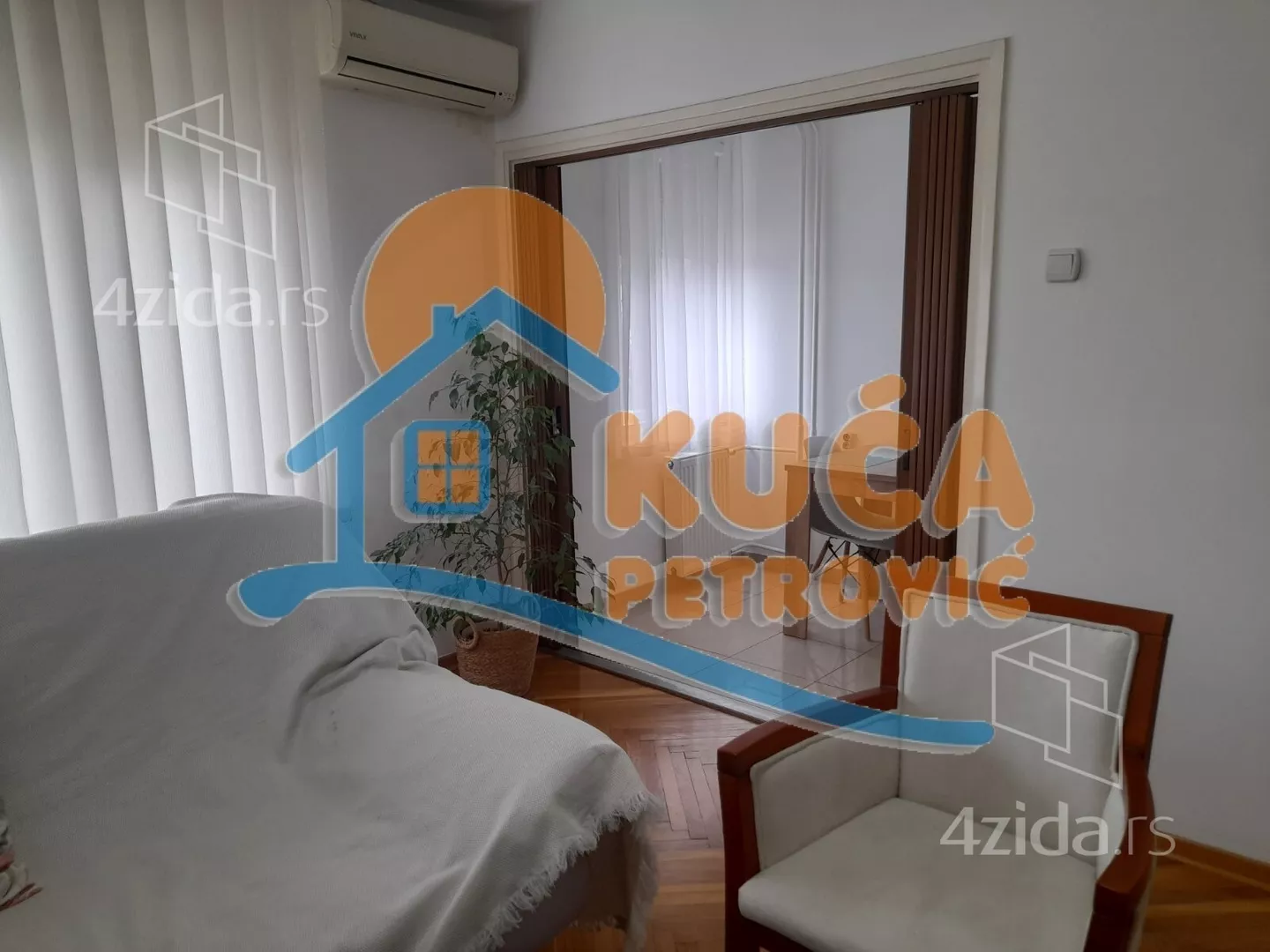 Dvoiposoban stan | 4zida