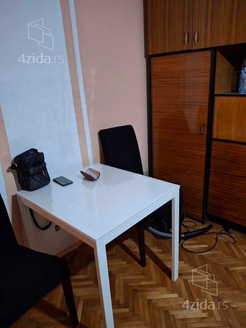 Garsonjera | 4zida