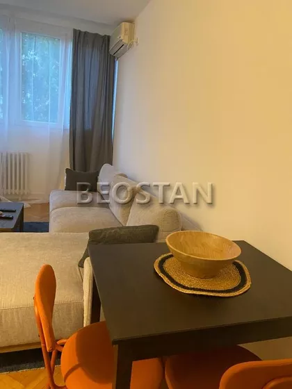 Otona Zupancica | 4zida.rs