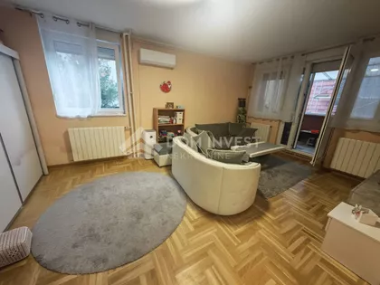 Pariske komune | 4zida.rs