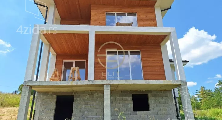 Kuća | 4zida
