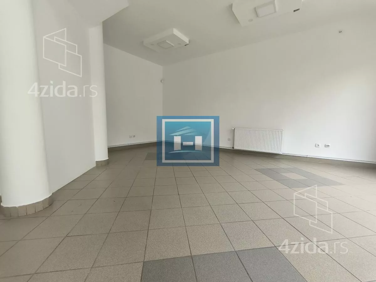 Lokal | 4zida