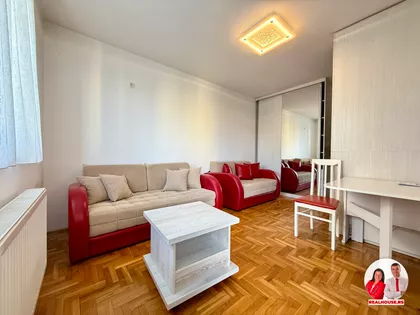 Devet Jugovića | 4zida.rs