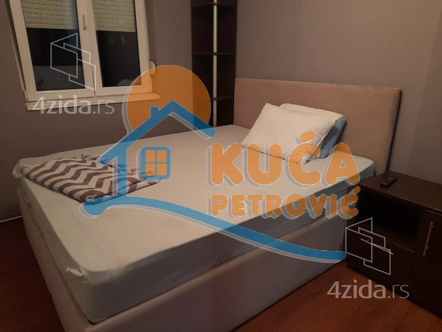 Dvoiposoban stan | 4zida