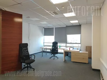 NOVI MERKATOR | 4zida.rs
