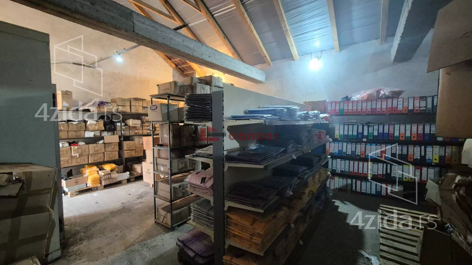 Poslovna zgrada | 4zida