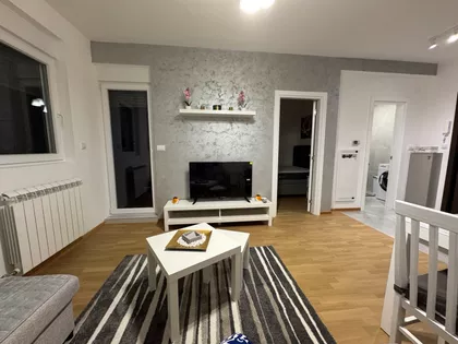 Ugrinovački Put 30 Deo 44 | 4zida.rs