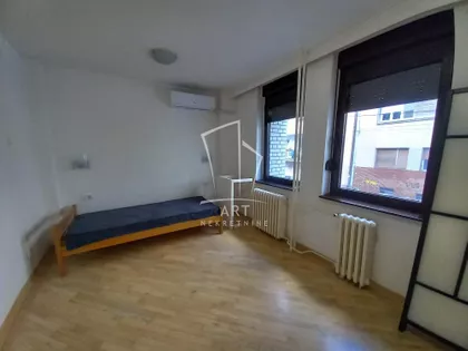 Internacionalnih brigada | 4zida.rs