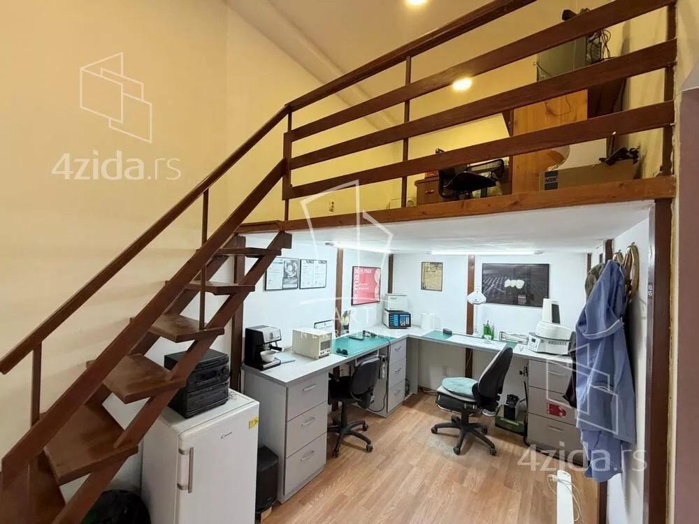 Lokal | 4zida