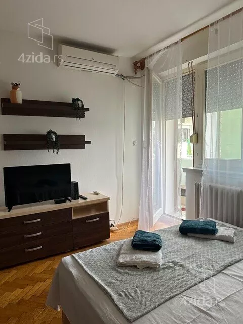 Garsonjera | 4zida