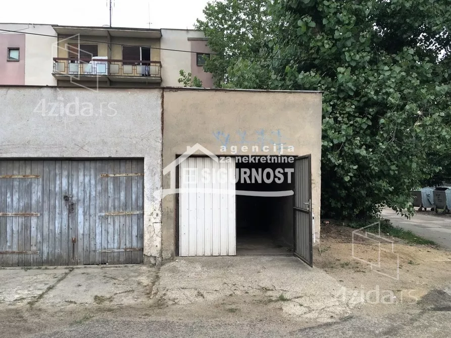 Garaža | 4zida