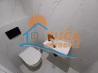 Lokal | 4zida