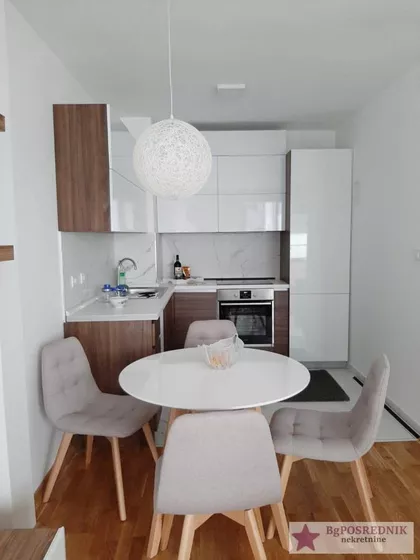 Mirka Milojkovića | 4zida.rs