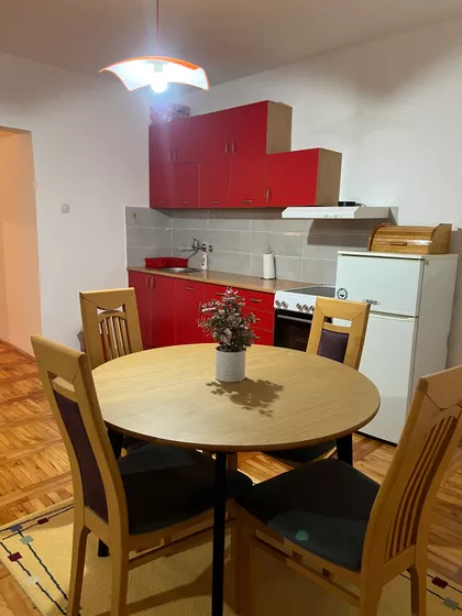 Bana Ivaniša 17 | 4zida.rs