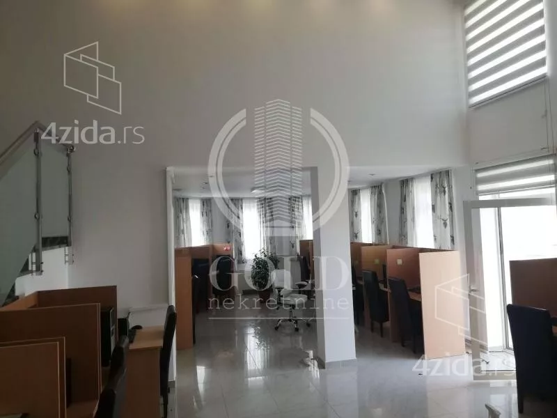 Poslovni prostor | 4zida