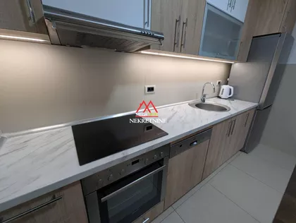 Olge Petrov | 4zida.rs