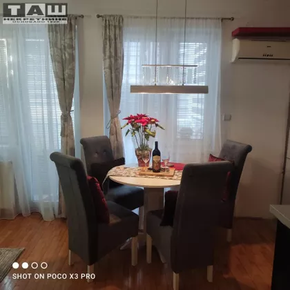 Vašarište | 4zida.rs