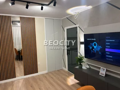 Ustanička | 4zida.rs