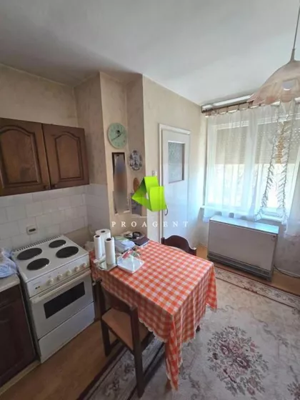 Bulevar Nemanjića | 4zida.rs